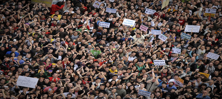 Spanish Teenagers Protest Controversial Education Law