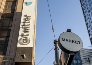 Fed-backed Twitter study draws fire