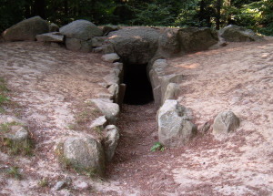 A 6,000 Year Old Telescope Without A Lens - Prehistoric Tombs Enhanced Astronomical Viewing